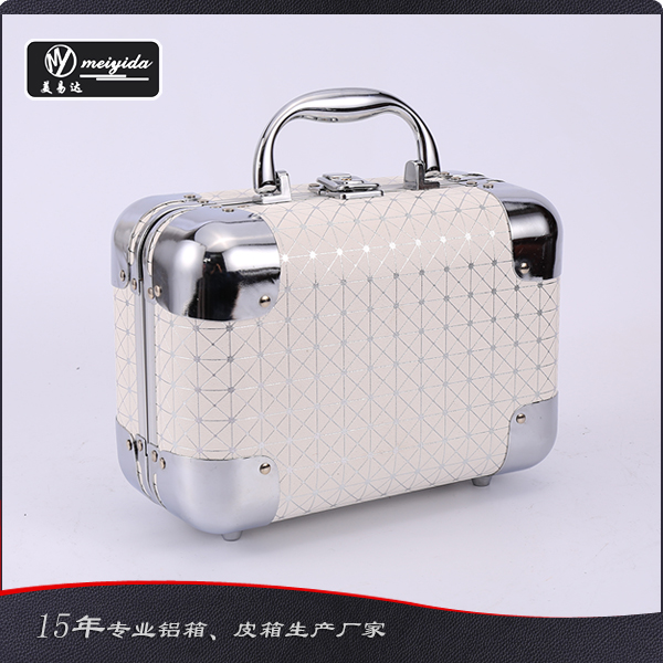 手提化妆箱 D-14...