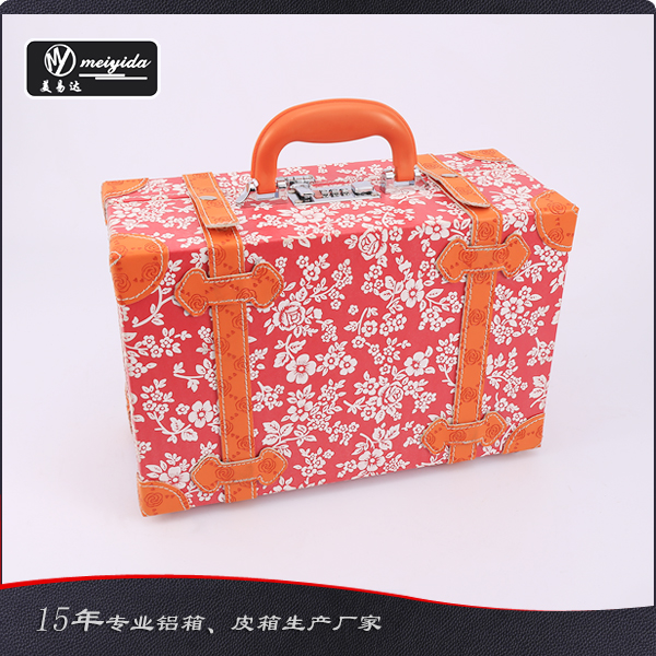 手提化妆箱 B-18...