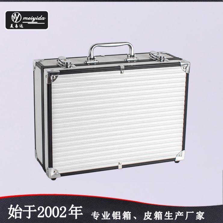 手提化妆箱 D-17...